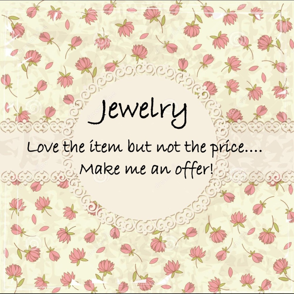 Make me an offer / Bundle and save 15%😊